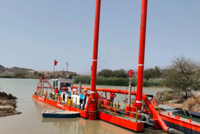 变频器在挖沙船上的应用